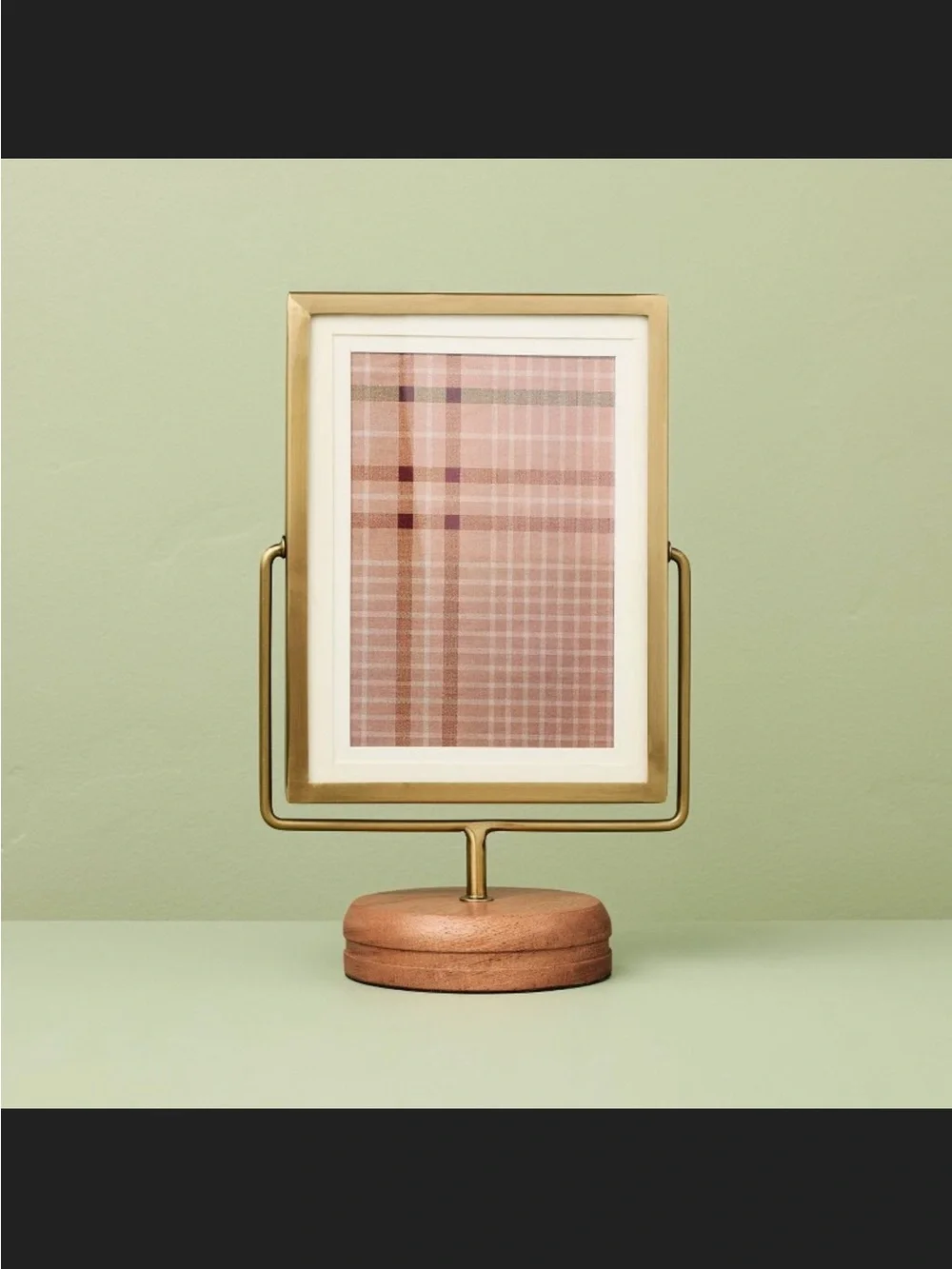 4x6 Brass Frame on Wooden Pedestal Hearth and Hand with Magnolia